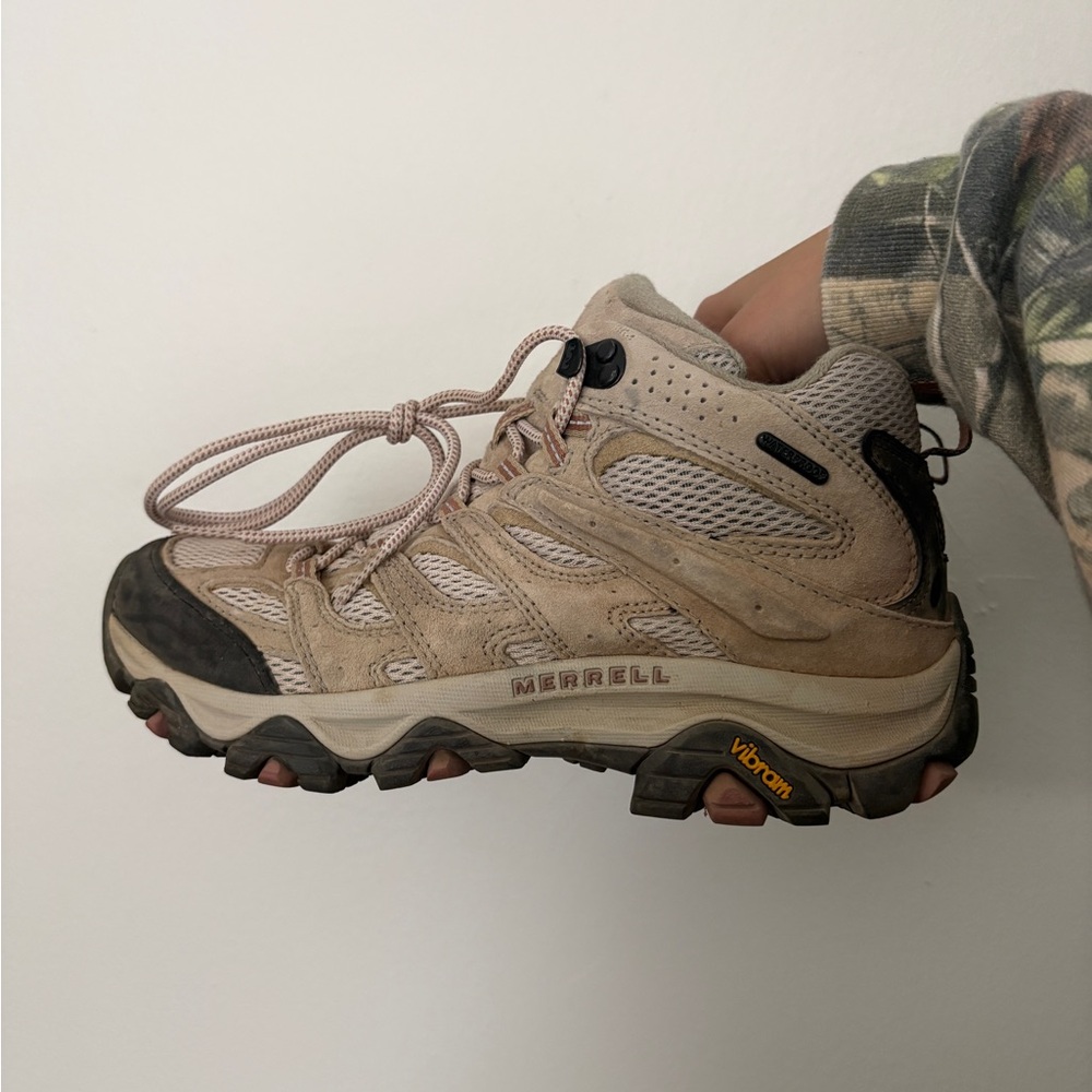 MERRELL Moab Hiking Boots Women’s